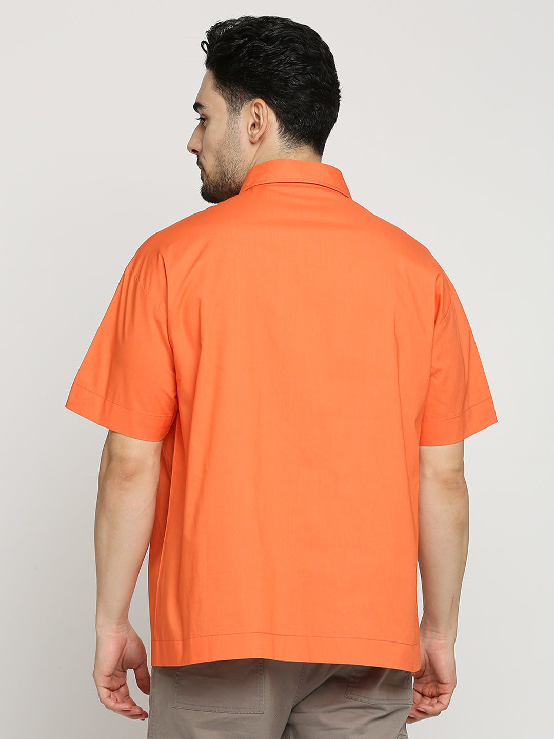 Buy BLAMBLACK Men's Colourblocked Poplin Oversized Fit Half Sleeves Spread Collar Shirt