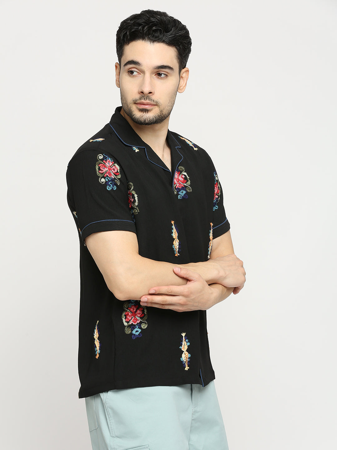 Buy Blamblack Men'S Aari Embroidered Crush Fabric Regular Fit Half Sleeves Cuban Collar Shirt