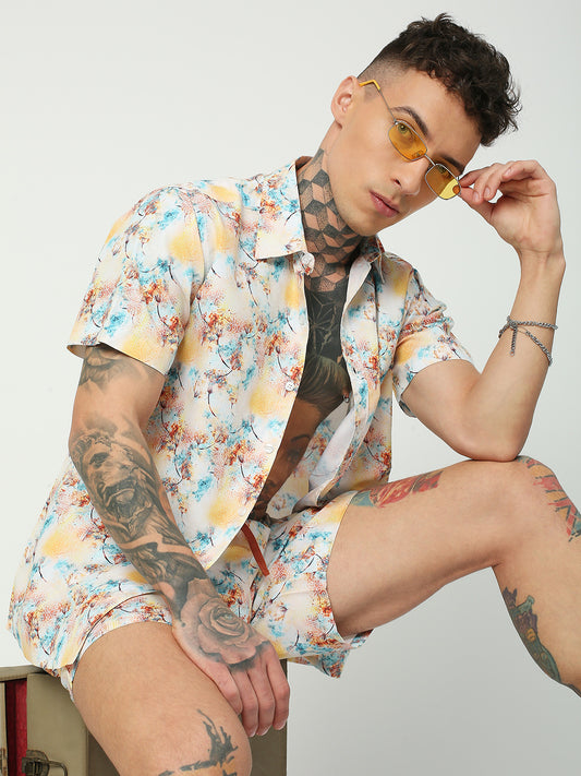 Abstract Plisse Print Regular Fit Spread Collar Shirt with Shorts Co-ord Set for men